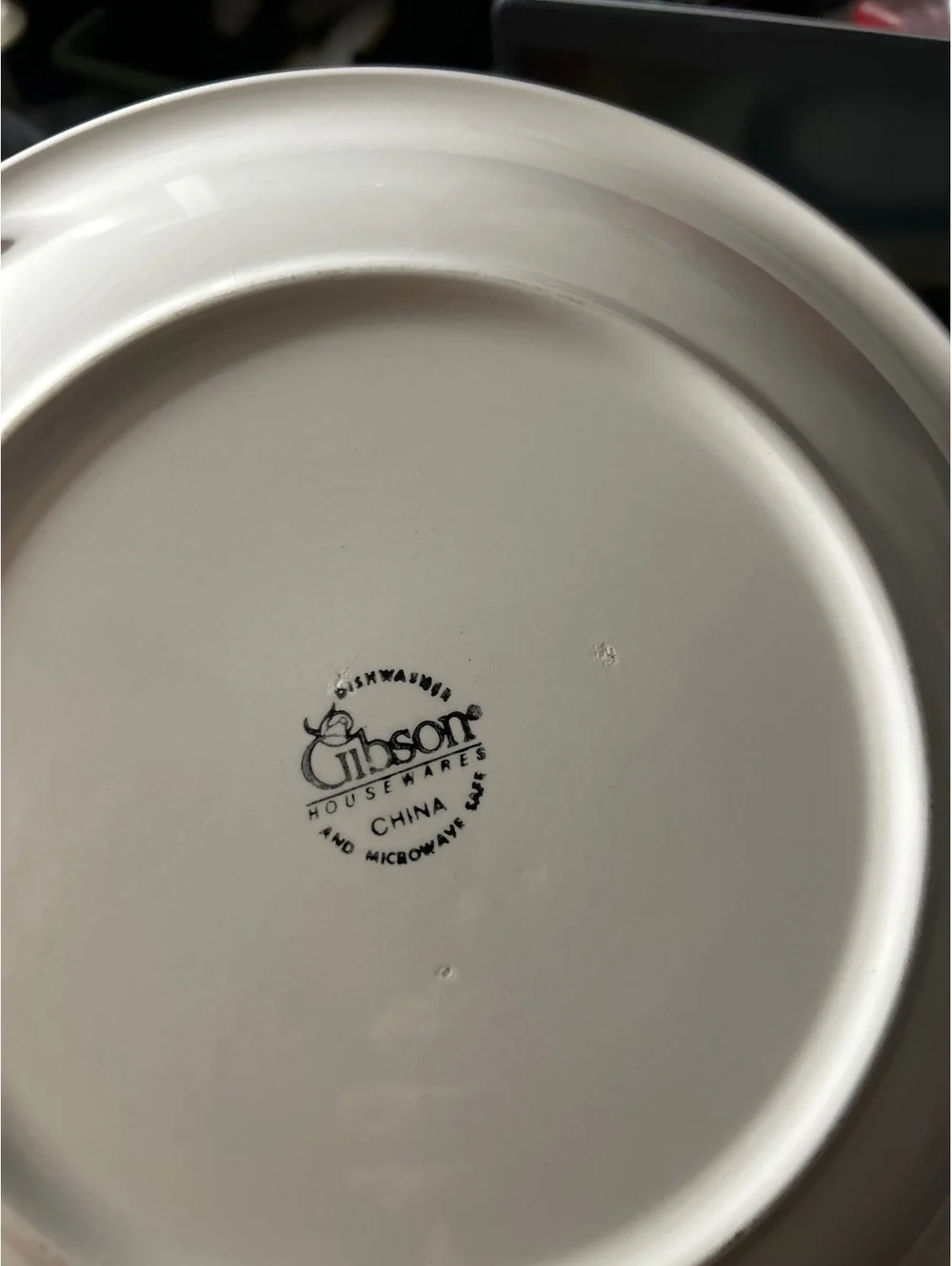 Gibson Housewares x2  Floral Ceramic Dinner Plate with Yellow Rim